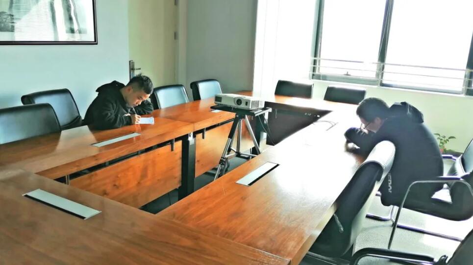 促高质量发展,DB多宝体育网址电气开展2020年员工技能测评(图2)